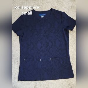Koi Sapphire Navy Snake-Print Scrub Top Small